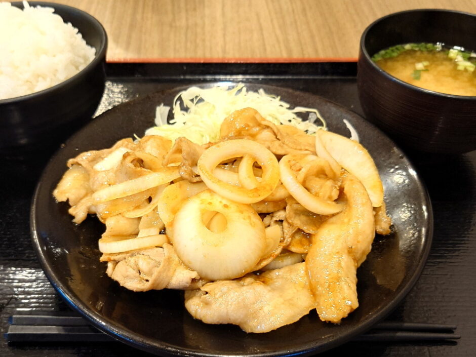 越後米蓋こしおうの焼き肉定食