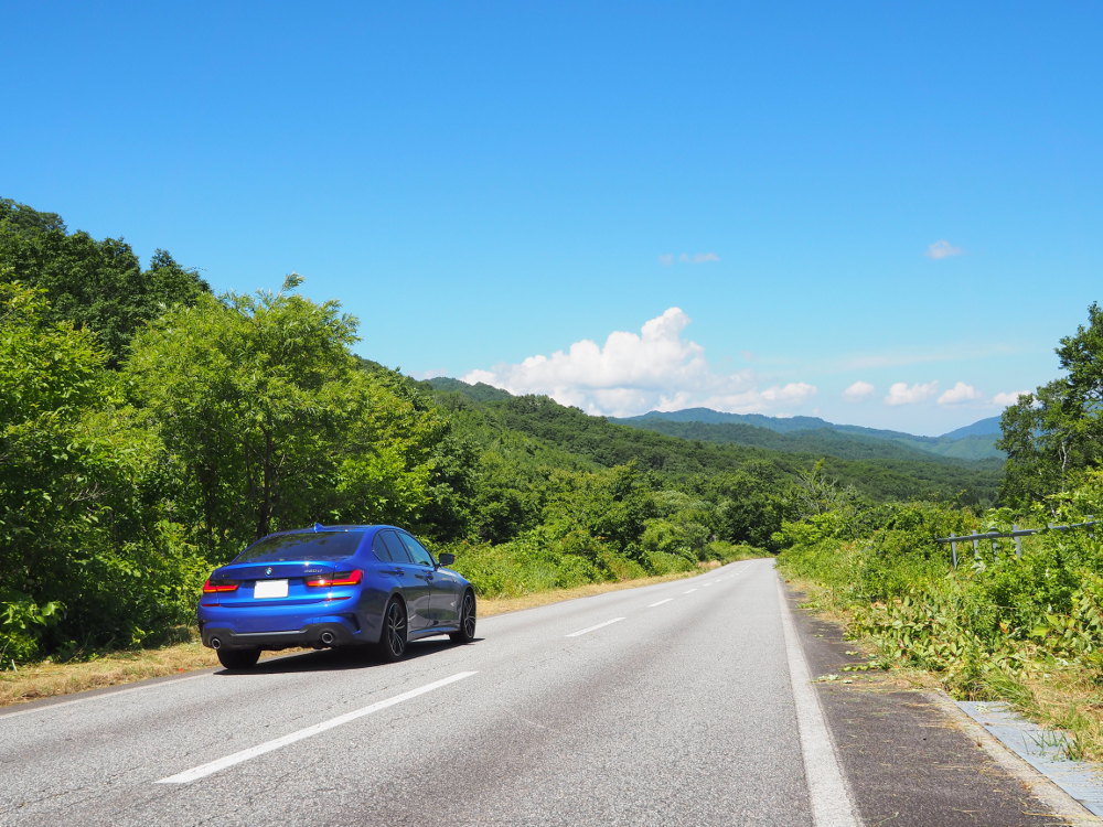 BMW G20 320d
高山大山大規模林道