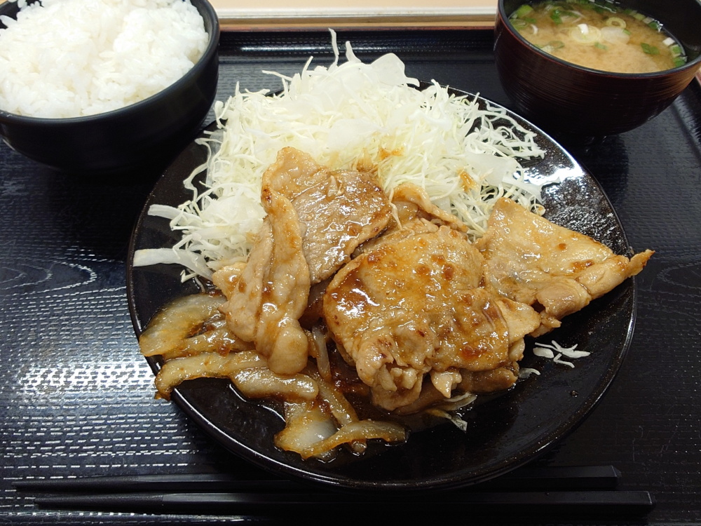 安積SAの生姜焼き定食