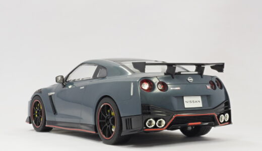 1/24 NISSAN GT-R nismo【アオシマ】