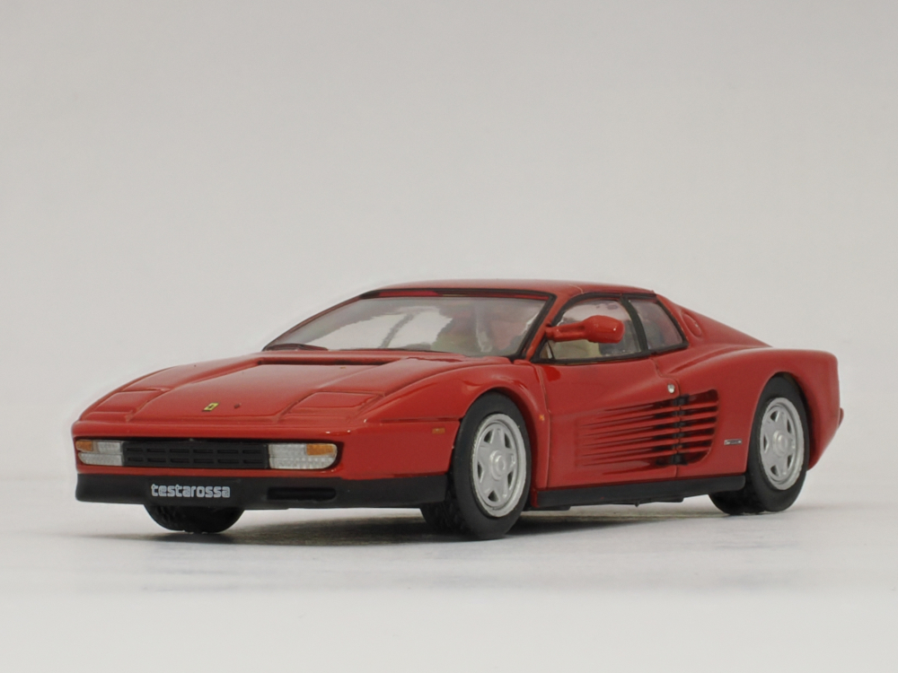 Kyosho 1:18 フェラーリテスタロッサ1984ホワイト分 08424W