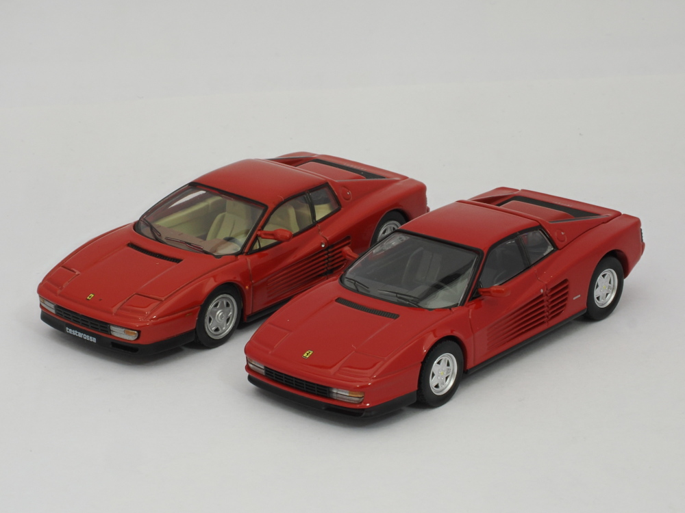 フェラーリGTコレクションのテスタロッサと、TLV-NEOのテスタロッサ