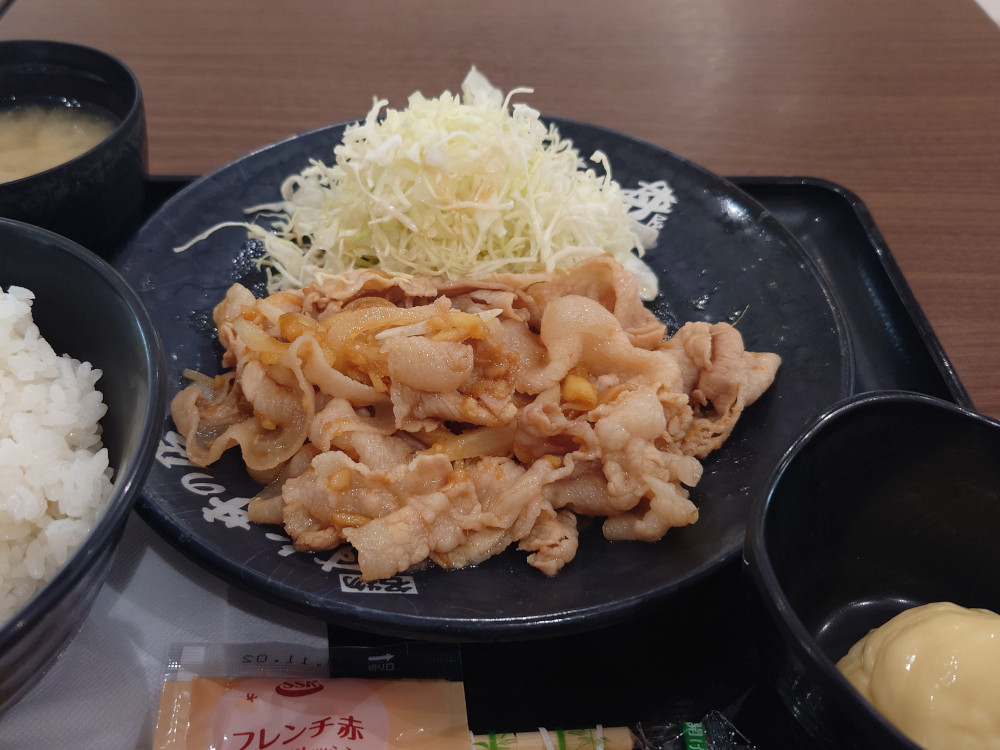 パサール蓮田の生姜焼き定食　伝説のすた丼屋