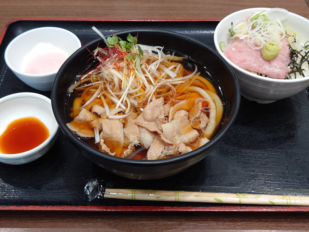 深谷ねぎうどん　蓮田SA