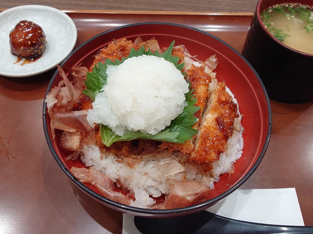 鬼おろし たれかつ丼