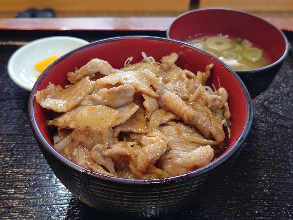 黒豚生姜焼き丼